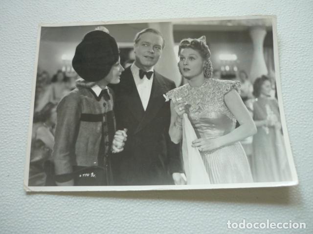 Cin&eacute;ma: MARIKA ROKK MADY RABL ACTRICES ANTIGUA FOTOGRAFIA ORIGINAL 18 X 12,5 CM