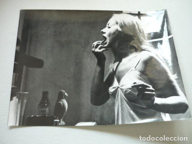 Cine: LA CASA DE LAS CHIVAS CON MARIA COSTI ESCENA DE LA PELICULA ANTIGUA FOTOGRAFIA ORIGINAL 18 X 24 CM