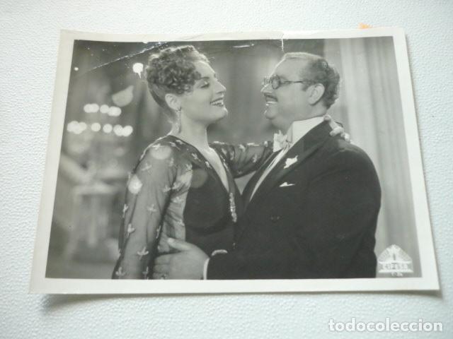 Cin&eacute;ma: VIVIENDO AL REVES ALICIA PALACIOS ACTRIZ ANTIGUA FOTOGRAFIA ORIGINAL 18 X 24 CM