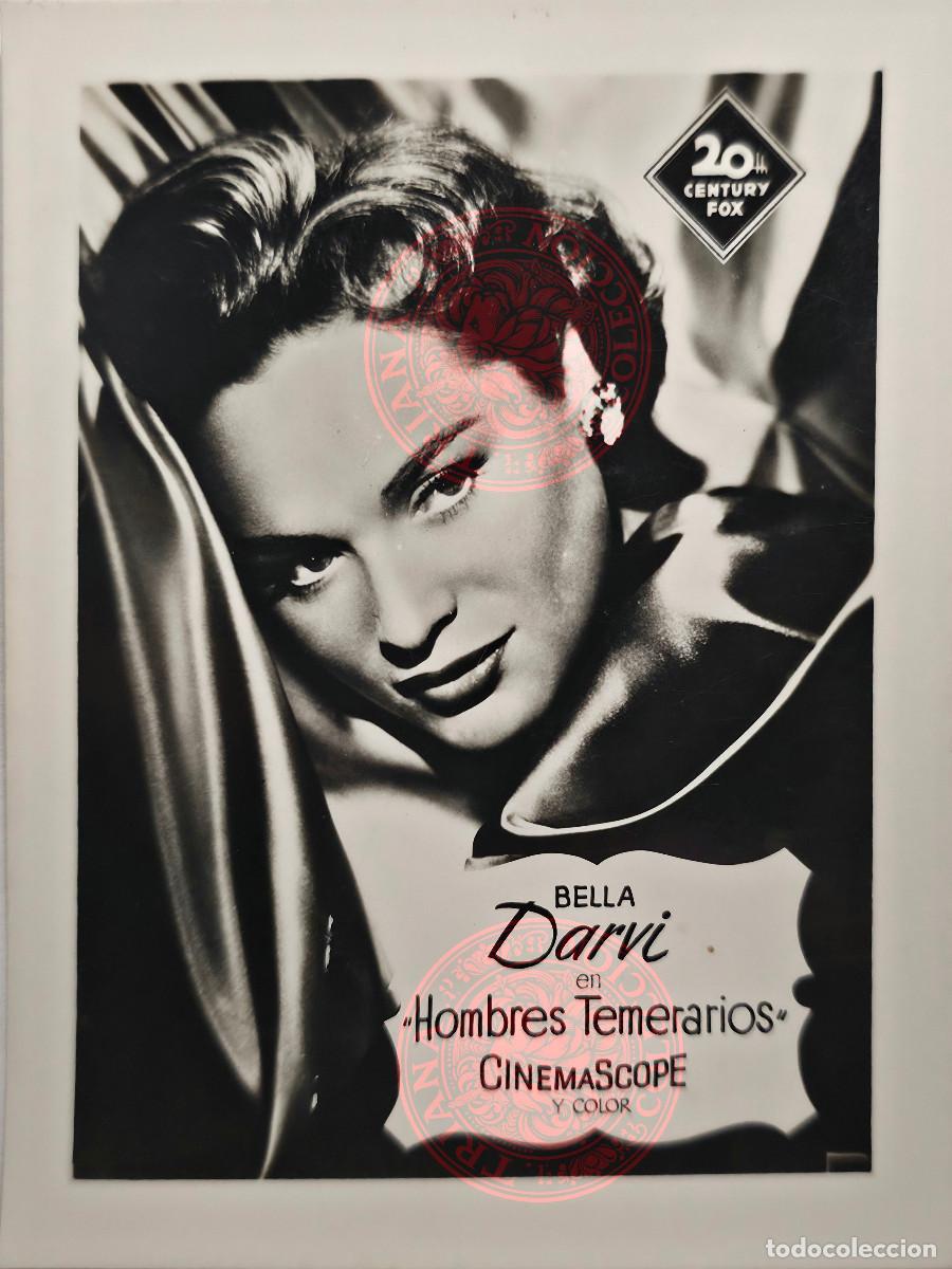 Cine: FOTOPOSTAL BELLA DARVI EN &rdquo;HOMBRES TEMERARIOS&rdquo; 20 CENTURY FOX