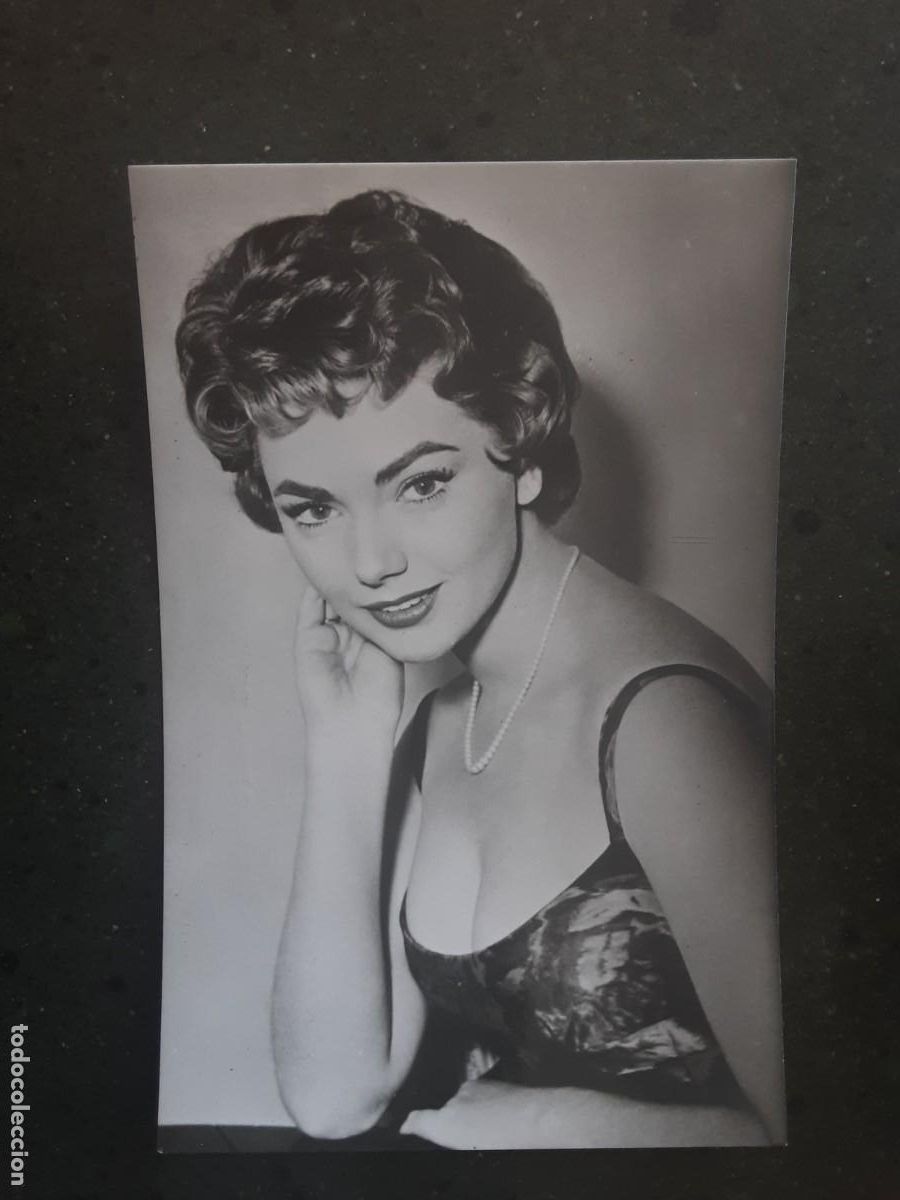 Cine: TARJETA POSTAL DE SYLVA KOSCINA, INTERPRETE DEL FILM SABELA.