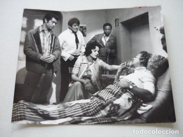 Cinema: LOS HEROES ESCENA DE LA PELICULA FOTOGRAFIA ORIGINAL 20 X 25 CM