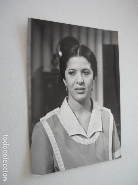 Cine: EL SE&Ntilde;OR VILLANUEVA Y SU GENTE TELEVISION ESPA&Ntilde;OLA ANTIGUA FOTOGRAFIA ORIGINAL 18 X 13 CM