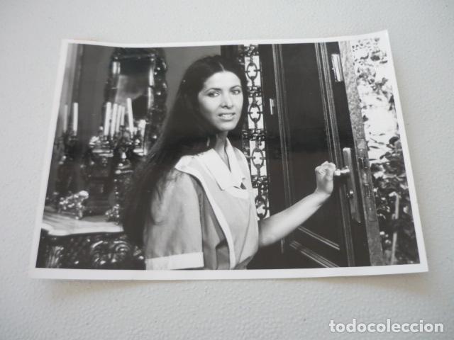 Cine: EL SE&Ntilde;OR VILLANUEVA Y SU GENTE TELEVISION ESPA&Ntilde;OLA ANTIGUA FOTOGRAFIA ORIGINAL 18 X 13 CM