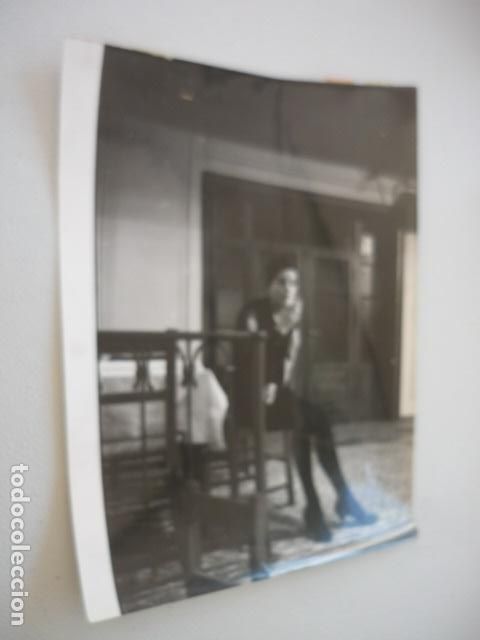 Cin&eacute;ma: ROMY SCHNEIDER ACTRIZ EN PELICULA MUCHACHAS DE UNIFORME ANTIGUA FOTOGRAFIA ORIGINAL 18 X 24 CM