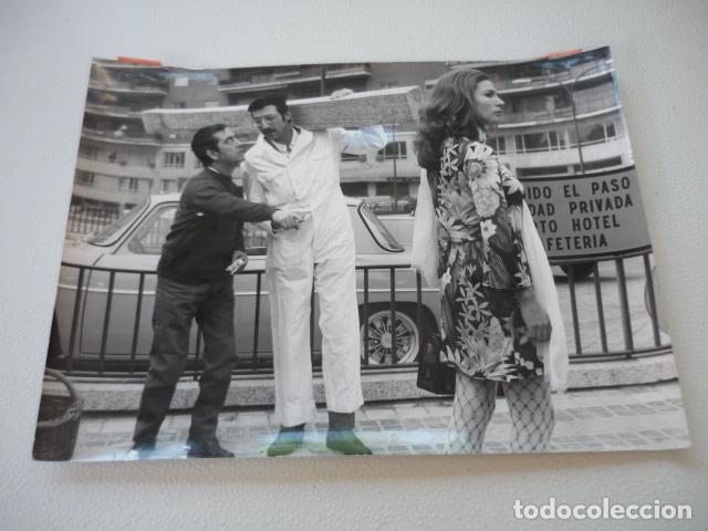 Cinema: TIP Y COLL ACTORES EN POR QUE PECAMOS A LOS CUARENTA ANTIGUA FOTOGRAFIA ORIGINAL 18 X 24 CM