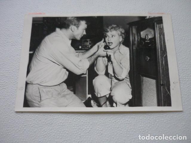 Cinema: CHICA PARA MATRIMONIO ESCENA DE LA PELICULA ANTIGUA FOTOGRAFIA ORIGINAL 18 X 12 CM
