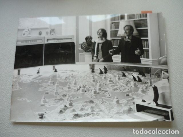 Cinema: RINGO STARR BEATLES EN THE MAGIC CHRISTIAN ESCENA DE PELICULA ANTIGUA FOTOGRAFIA ORIGINAL 18 X 25 CM
