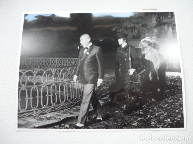 Kino: EL DEMONIO Y LA MUERTE ESCENA PELICULA ANTIGUA FOTOGRAFIA ORIGINAL 18 X 24 CM