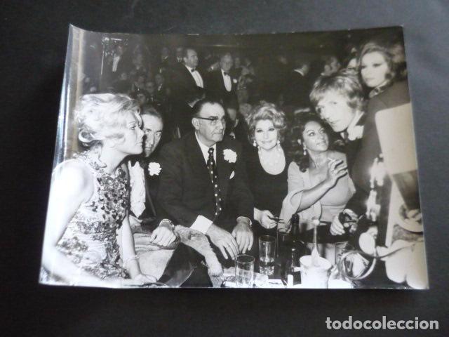 Cine: ANA CASTOR ACTRIZ CON LOLA FLORES ANTIGUA FOTOGRAFIA ORIGINAL 24 X 18 CM