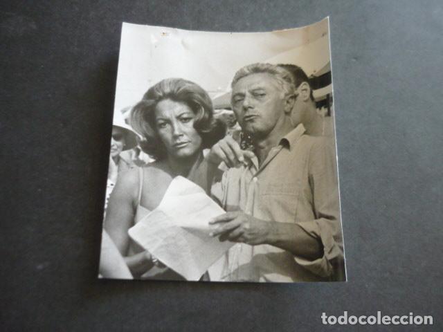 Cinema: ANA CASTOR ACTRIZ CON DINO RICCI ANTIGUA FOTOGRAFIA ORIGINAL 13 X 11 CM