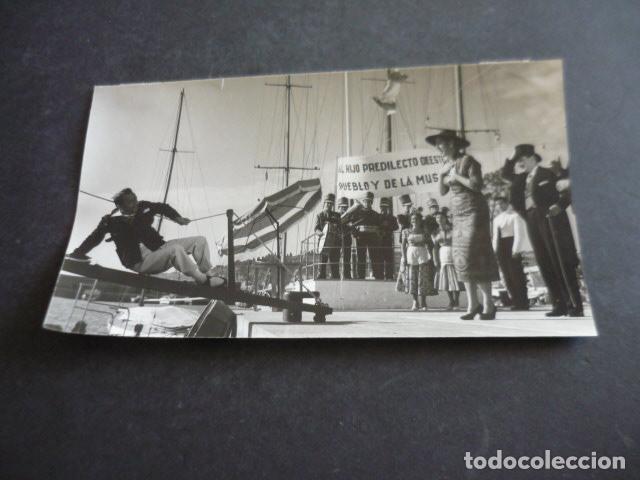 Cine: EL DIFUNTO ES UN VIVO MARY SANTPERE ESCENA DE LA PELICULA ANTIGUA FOTOGRAFIA ORIGINAL 10,5 X 18 CM