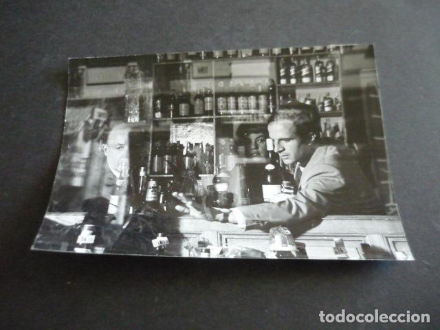Cine: LA NOVIA VESTIA DE LUTO ESCENA DE PELICULA ANTIGUA FOTOGRAFIA ORIGINAL 12 X 18 CM