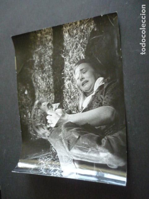 Cinema: ALFERECES PROVISIONALES ESCENA DE LA PELICULA ANTIGUA FOTOGRAFIA ORIGINAL 24 X 18 CM