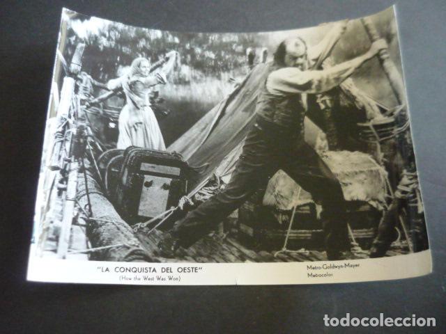 Cin&eacute;ma: LA CONQUISTA DEL OESTE ESCENA DE LA PELICULA ANTIGUA FOTOGRAFIA ORIGINAL 18 X 24 CM