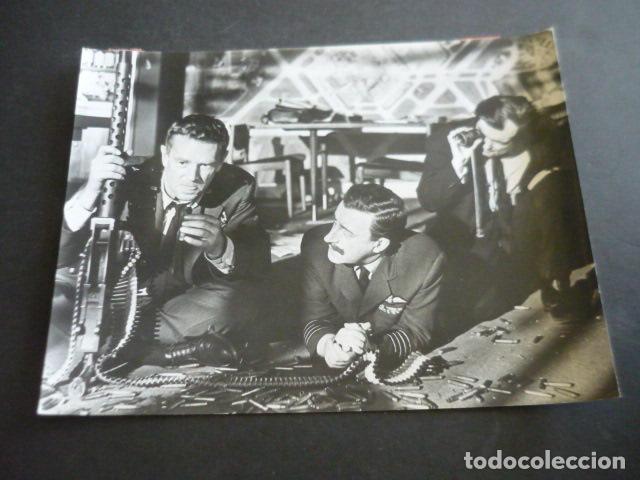 Cinema: TELEFONO ROJO VOLAMOS HACIA MOSCU ESCENA DE LA PELICULA ANTIGUA FOTOGRAFIA ORIGINAL 25 X 18 CM