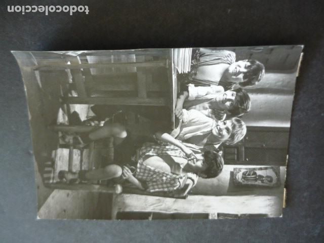Cine: ROCIO DE LA MANCHA ESCENA DE LA PELICULA ANTIGUA FOTOGRAFIA ORIGINAL 12 X 16 CM