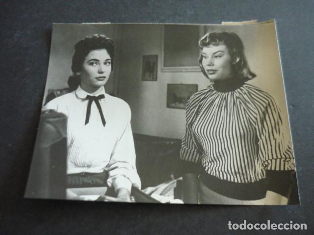 Cinema: COMPA&Ntilde;EROS DE FATIGAS ESCENA DE LA PELICULA ANTIGUA FOTOGRAFIA ORIGINAL 16 X 12 CM