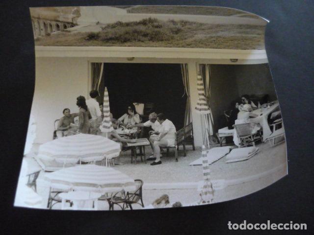 Cin&eacute;ma: FRANK SINATRA ACTOR VACACIONES EN BIARRITZ ANTIGUA FOTOGRAFIA ORIGINAL 20 X 25 CM