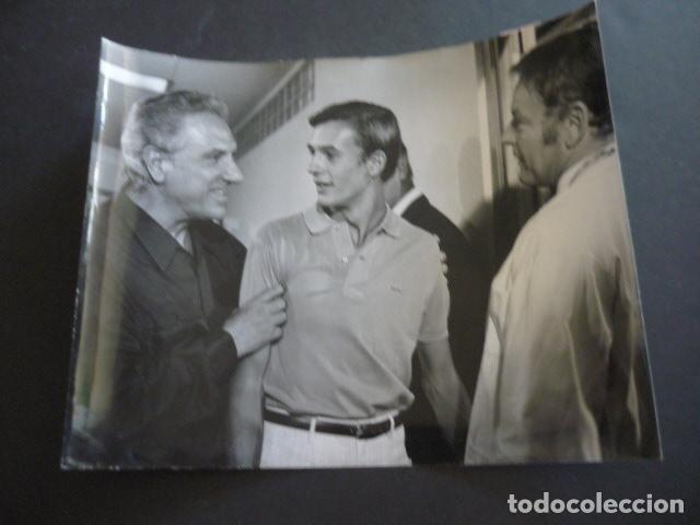 Kino: TONY S. ISBERT ACTOR ANTIGUA FOTOGRAFIA ORIGINAL 20 X 25 CM