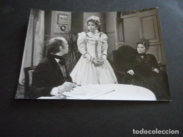 Cin&eacute;ma: COMPA&Ntilde;ERA TE DOY SERIE TELEVISION ESPA&Ntilde;OLA ESCENA ANTIGUA FOTOGRAFIA ORIGINAL 18 X 13 CM