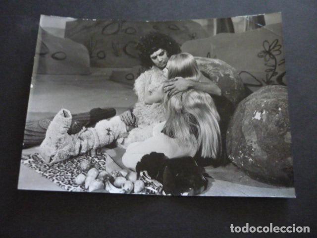 Cin&eacute;ma: CARLOS LARRA&Ntilde;AGA Y MARIA LUISA MERLO ACTORES ANTIGUA FOTOGRAFIA ORIGINAL 18 X 13 CM