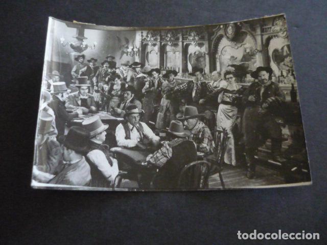 Kino: BIENVENIDO MR. MASHALL ESCENA DE LA PELICULA ANTIGUA FOTOGRAFIA ORIGINAL 13 X 9 CM