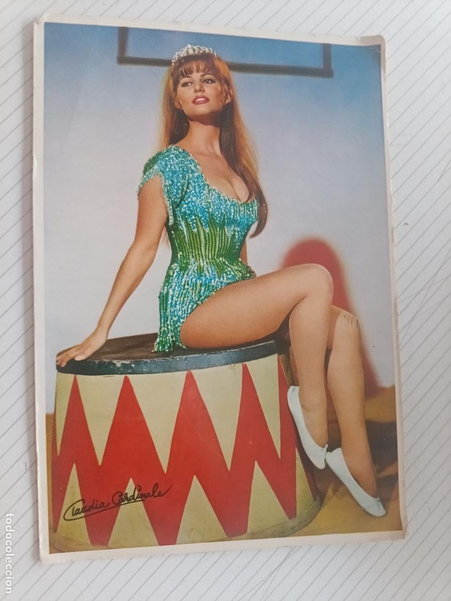 Cine: Claudia Cardinale, postal de 1964