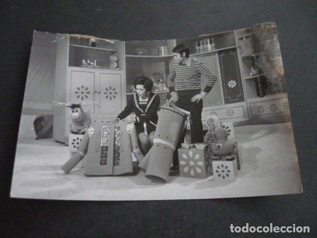 Cinema: LA CASA DEL RELOJ SERIE TELEVISION ANTIGUA FOTOGRAFIA ORIGINAL 13 X 18 CM