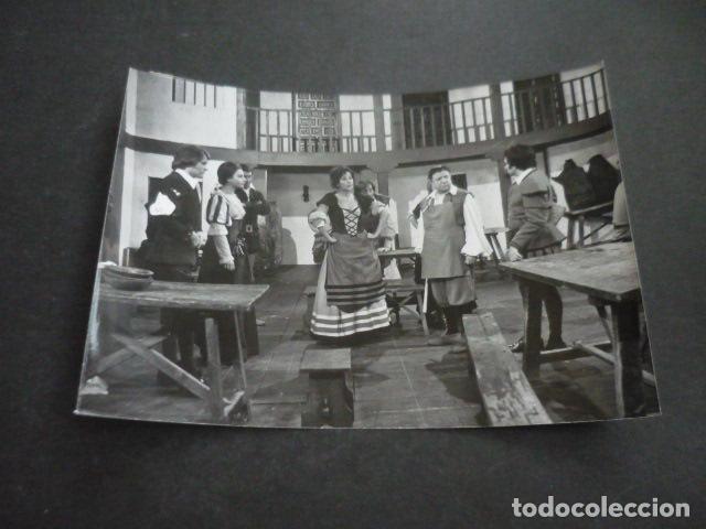 Cin&eacute;ma: LA ILUSTRE FREGONA SERIE TELEVISION ESPA&Ntilde;OLA ANTIGUA FOTOGRAFIA ORIGINAL 18 X 13 CM