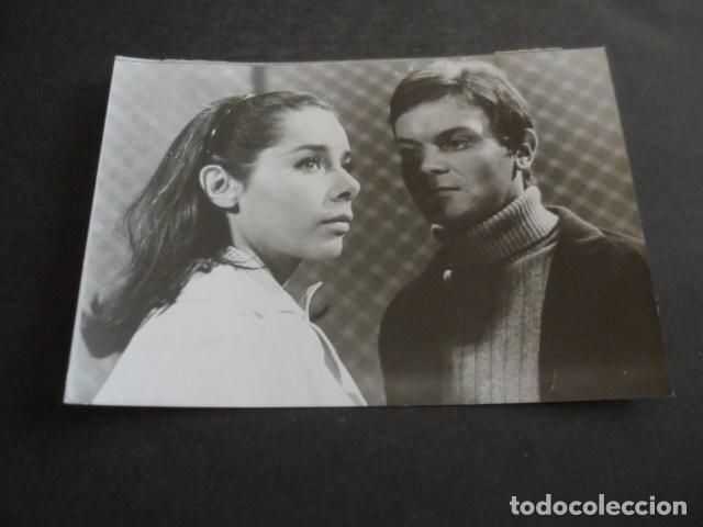 Cinema: UN AMOR DIFERENTE ESCENA DE LA PELICULA ANTIGUA FOTOGRAFIA ORIGINAL 13 X 18 CM