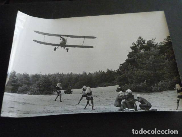 Cinema: PRINCESS AEROPLANO ESCENA DE LA PELICULA ANTIGUA FOTOGRAFIA ORIGINAL 20 X 30 CM