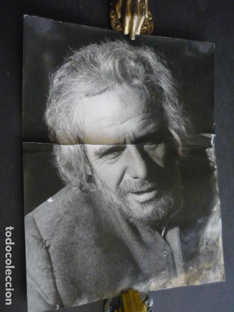 Cine: PACO RABAL ACTOR COMO COLON ESCENA DE LA PELICULA ANTIGUA FOTOGRAFIA ORIGINAL 18 X 24 CM