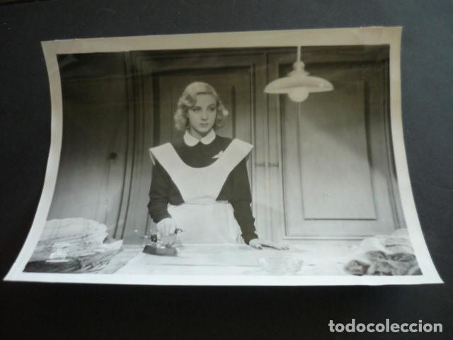 Cinema: DEBER DE ESPOSA ESCENA DE PELICULA ANTIGUA FOTOGRAFIA ORIGINAL 18 X 24 CM