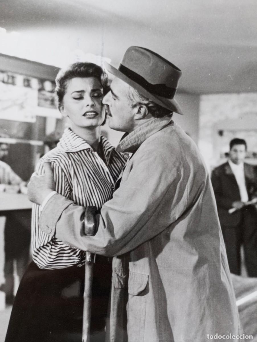 Kino: LA LADRONA, SU PADRE Y EL TAXISTA. VITTORIO DE SICA, SOFIA LOREN