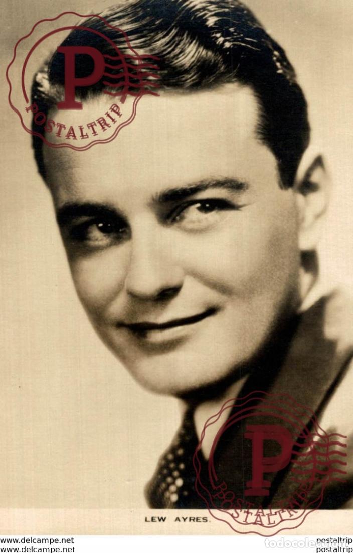 Cin&eacute;ma: LEW AYRES. PLAIN BACK