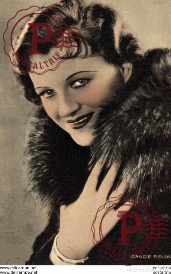 Cine: GRACIE FIELDS - PLAIN BACK