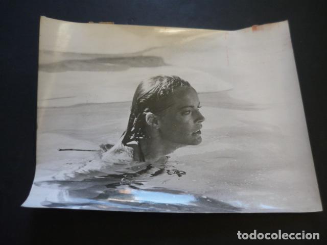 Cin&eacute;ma: ROMY SCHNEIDER ACTRIZ EN PELICULA LA PISCINA ANTIGUA FOTOGRAFIA ORIGINAL 18 X 24 CM