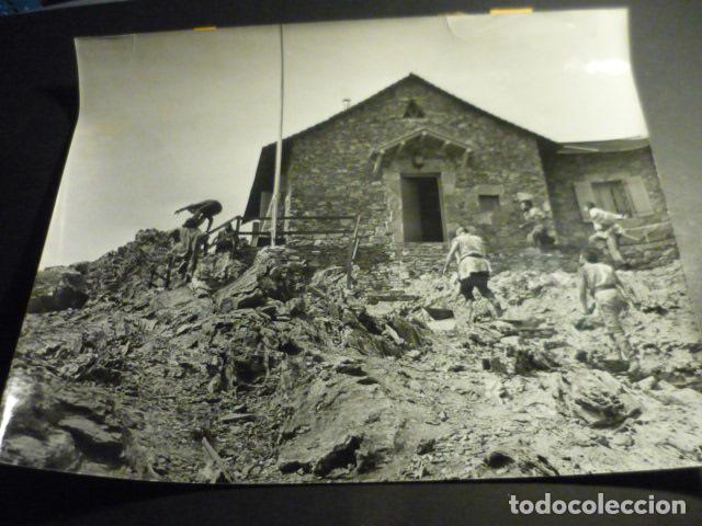 Cinema: LA LUZ DEL FIN DEL MUNDO ESCENA DE LA PELICULA ANTIGUA FOTOGRAFIA ORIGINAL 20 X 25 CM