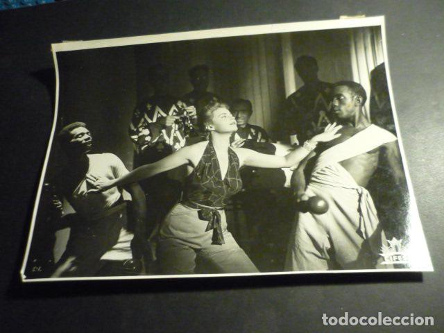 Kino: ANA ESCENA DE LA PELICULA ANTIGUA FOTOGRAFIA ORIGINAL 18 X 24 CM