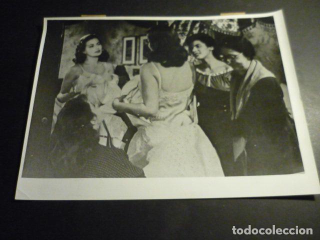 Kino: ANA ESCENA DE LA PELICULA ANTIGUA FOTOGRAFIA ORIGINAL 18 X 24 CM