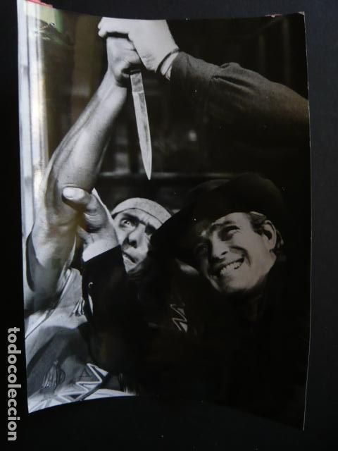 Cin&eacute;ma: SENDERO DE ODIO ESCENA DE LA PELICULA ANTIGUA FOTOGRAFIA ORIGINAL 18 X 24 CM