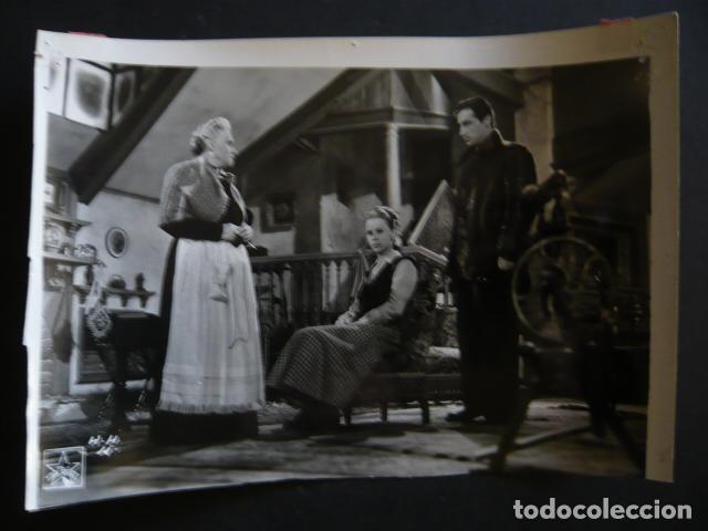 Cin&eacute;ma: LA HONRA DE LOS HOMBRES ESCENA DE LA PELICULA ANTIGUA FOTOGRAFIA ORIGINAL 18 X 24 CM