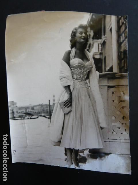 Cin&eacute;ma: SOFIA LOREN ACTRIZ ANTIGUA FOTOGRAFIA ORIGINAL 24 X 18 CM