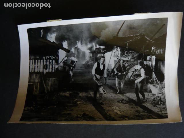 Cin&eacute;ma: JOHN WAYNE ACTOR ANTIGUA FOTOGRAFIA ORIGINAL 18 X 13 CM