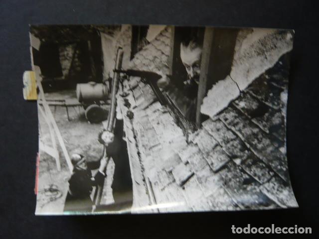 Cinema: SE HA PERDIDO UN SPUTNIK ESCENA DE LA PELICULA ANTIGUA FOTOGRAFIA ORIGINAL 18 X 12 CM