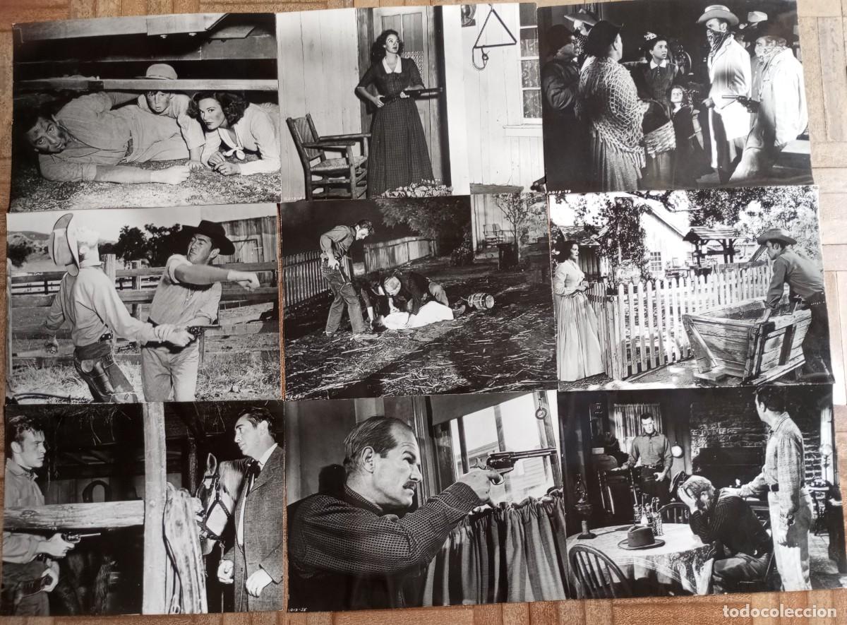Kino: UN EXTRA&Ntilde;O A MI PUERTA. 19 FOTOS. MACDONALD CAREY, PATRICIA MEDINA