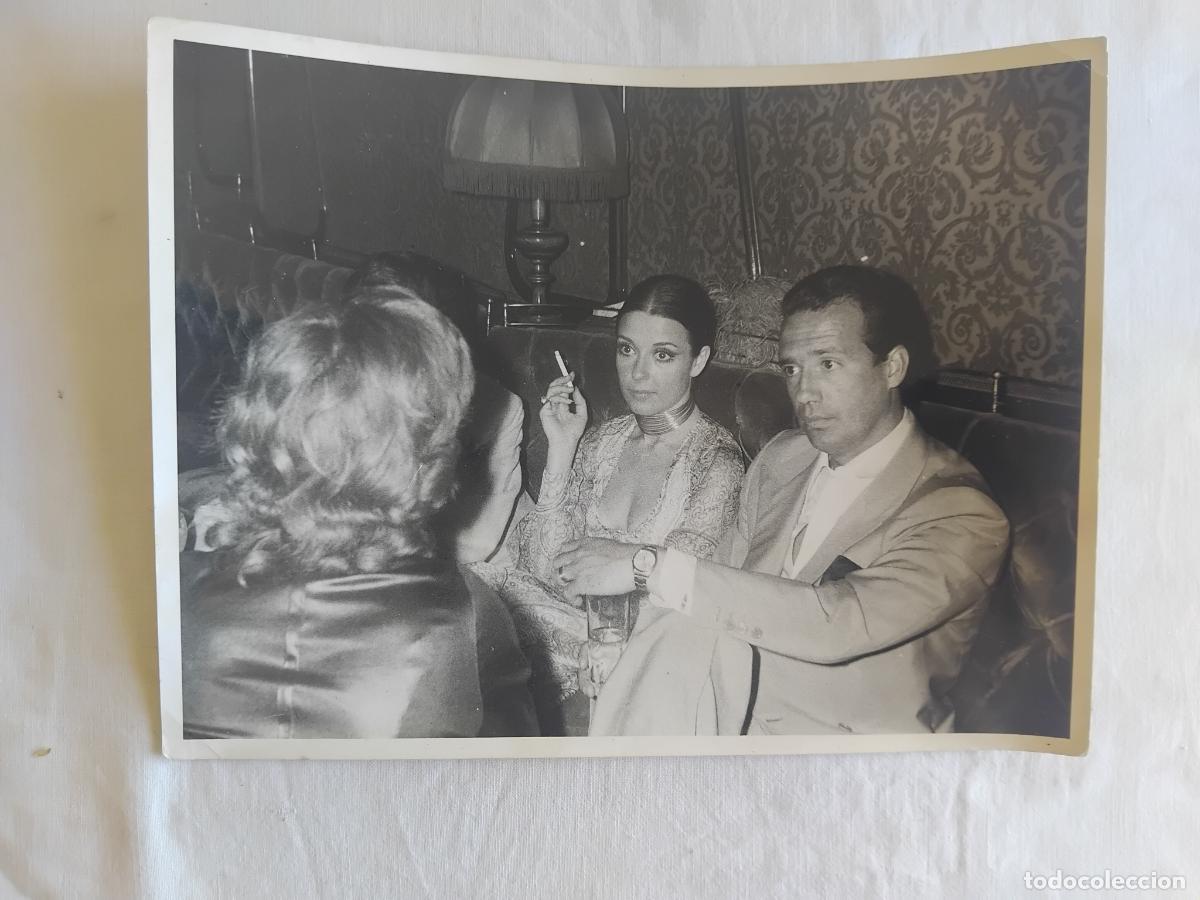 Cine: FOTOGRAFIA DE MONICA RANDAL EN BOCACCIO. 24 X 18 CM.