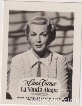 Cine: Lana Turner en La viuda alegre de MGM. A&ntilde;os 50. Al dorso: Publicidad Rollfilm de Infonal. Foto posta