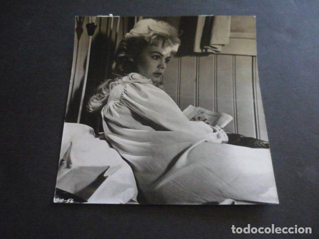 Cine: SANDRA DEE ACTRIZ ANTIGUA FOTOGRAFIA 18 X 18 CM